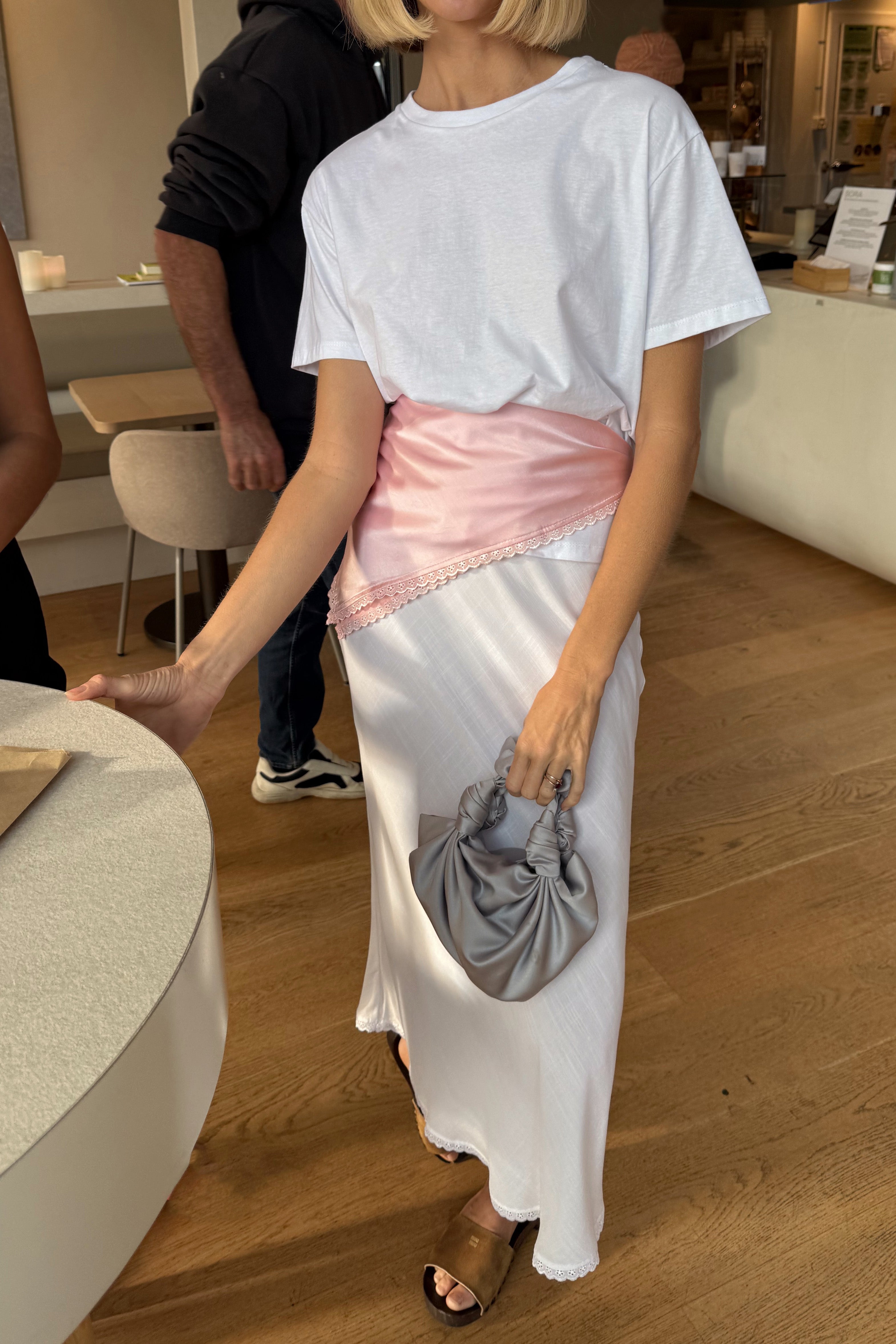 Silk Daisy Bandana in Blush