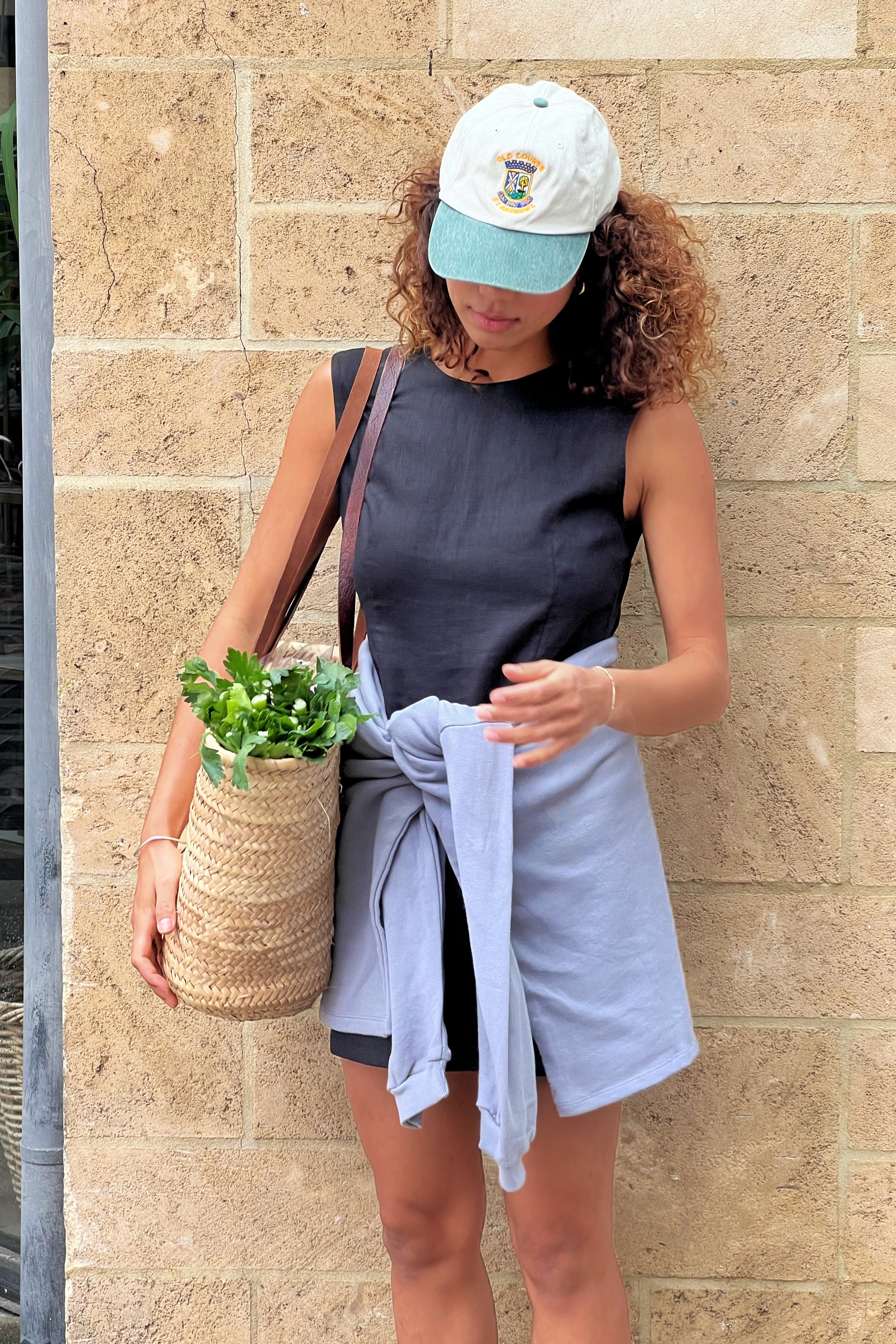 Classic Linen Shift Dress in Noir