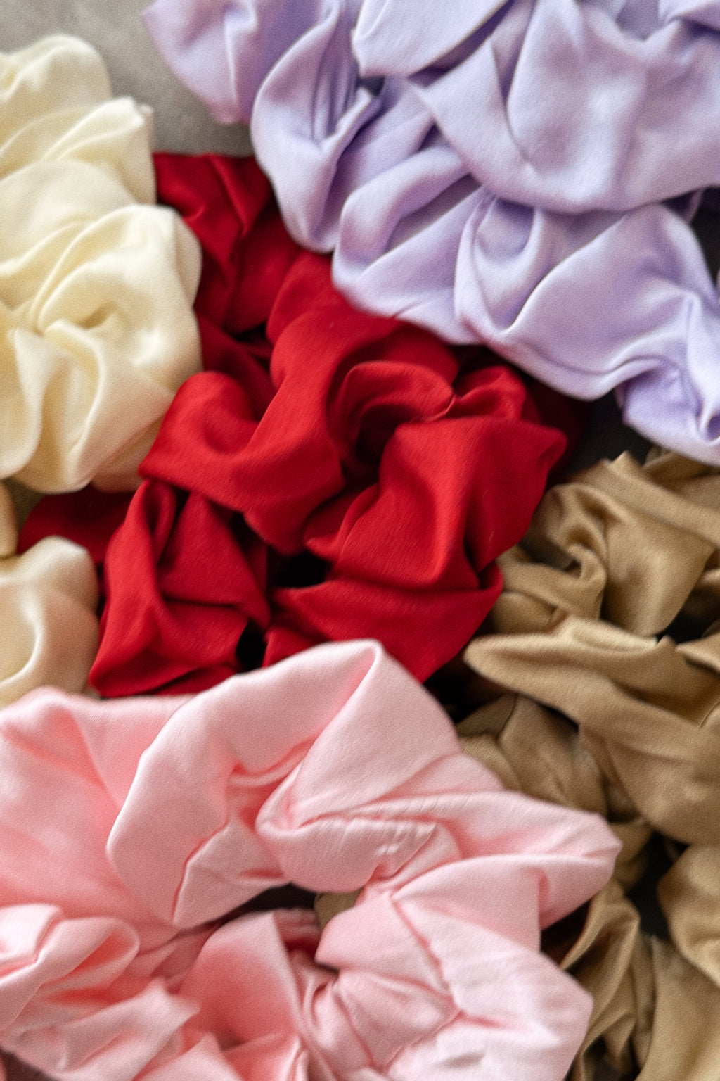 Cream Puff Silk Scrunchie in Lilac