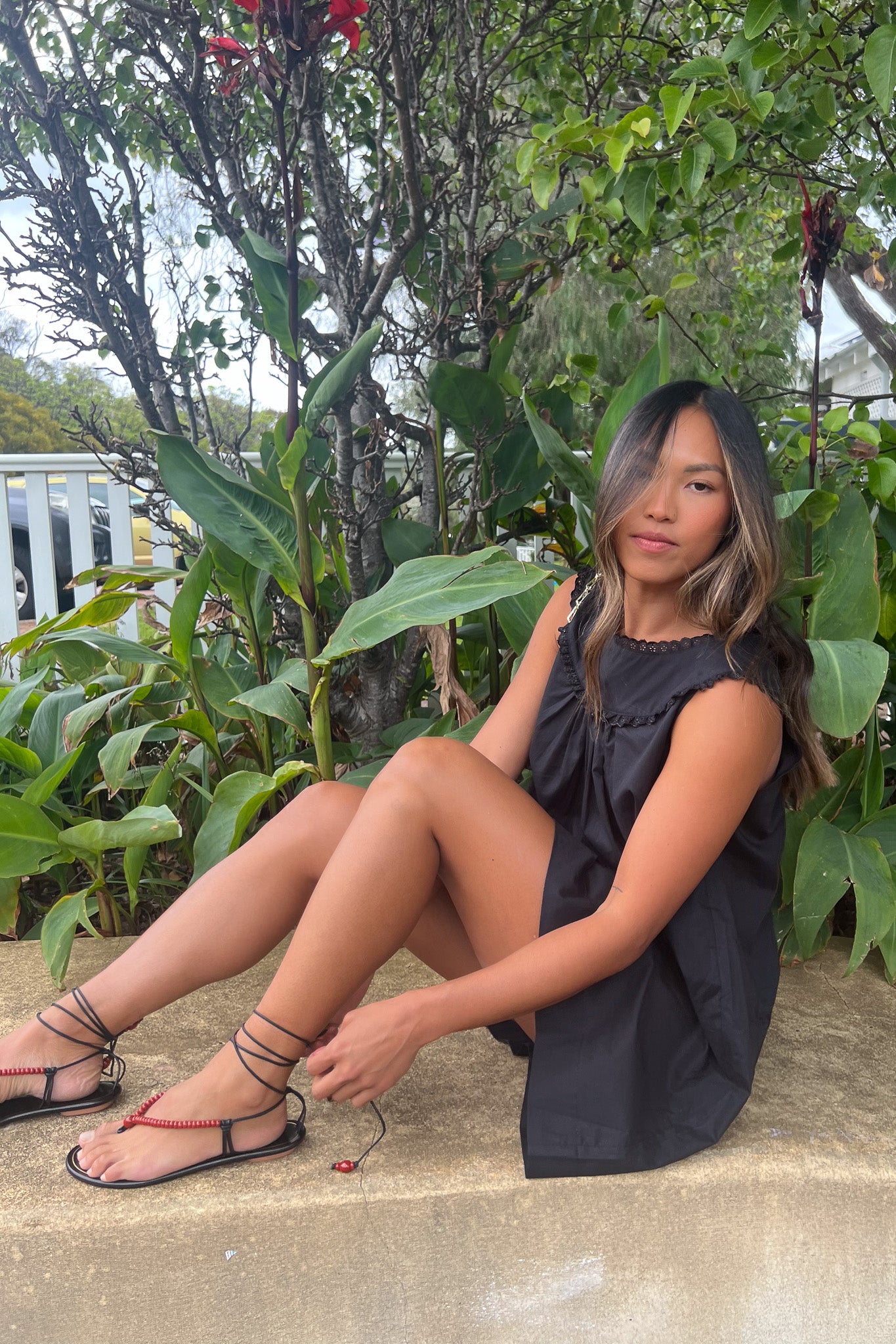 Antique Mini Dress in Noir