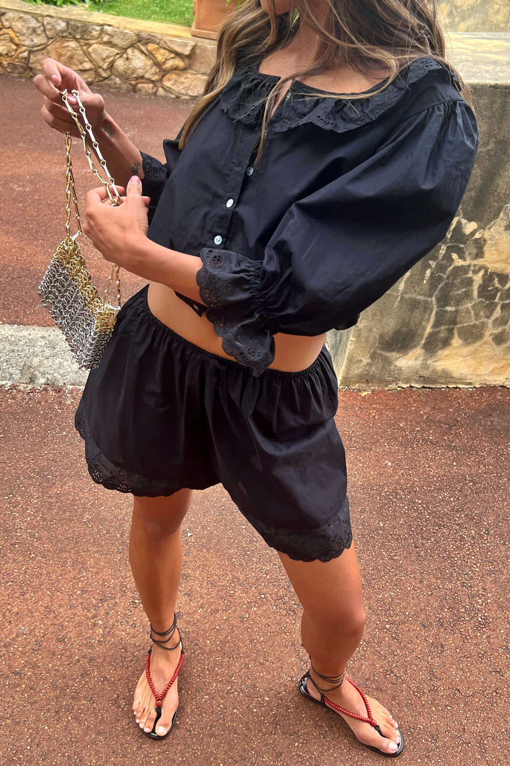 Antique Short in Noir