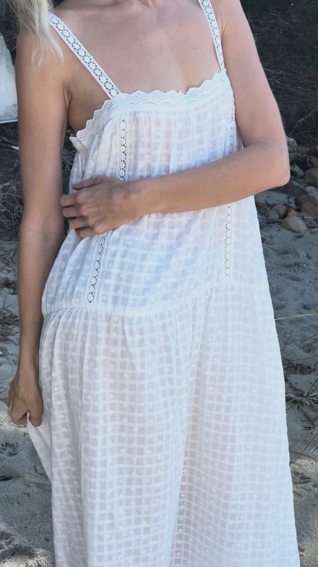 Dahlia Gown in Mini Fleur
