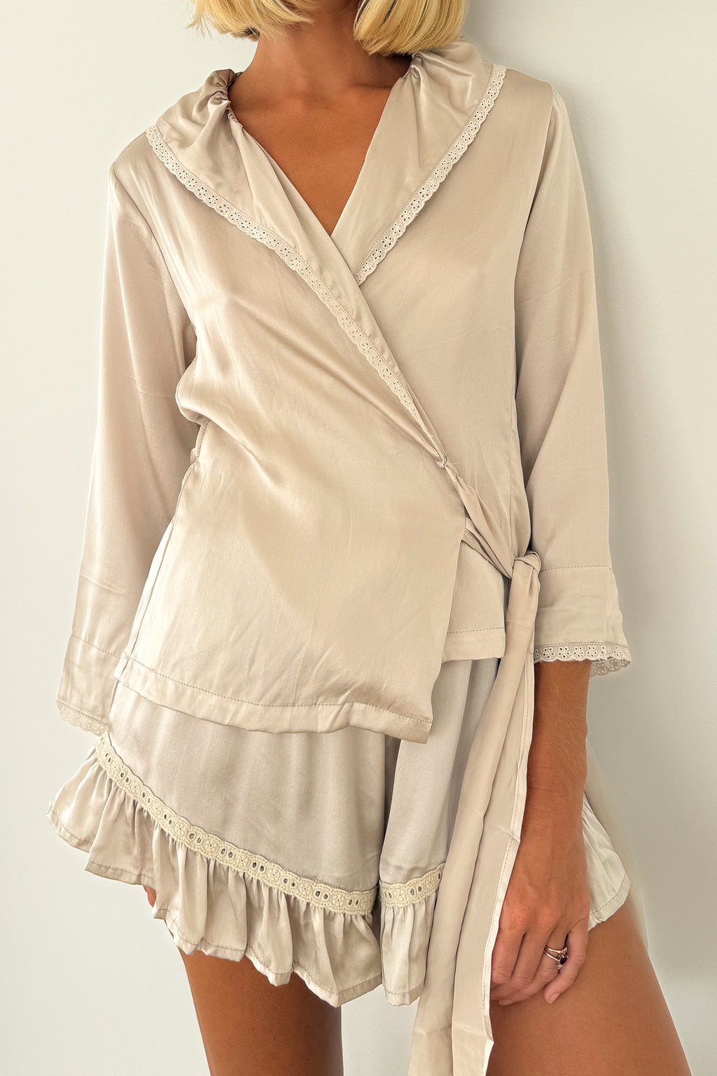 Dakota Blouse in Champagne